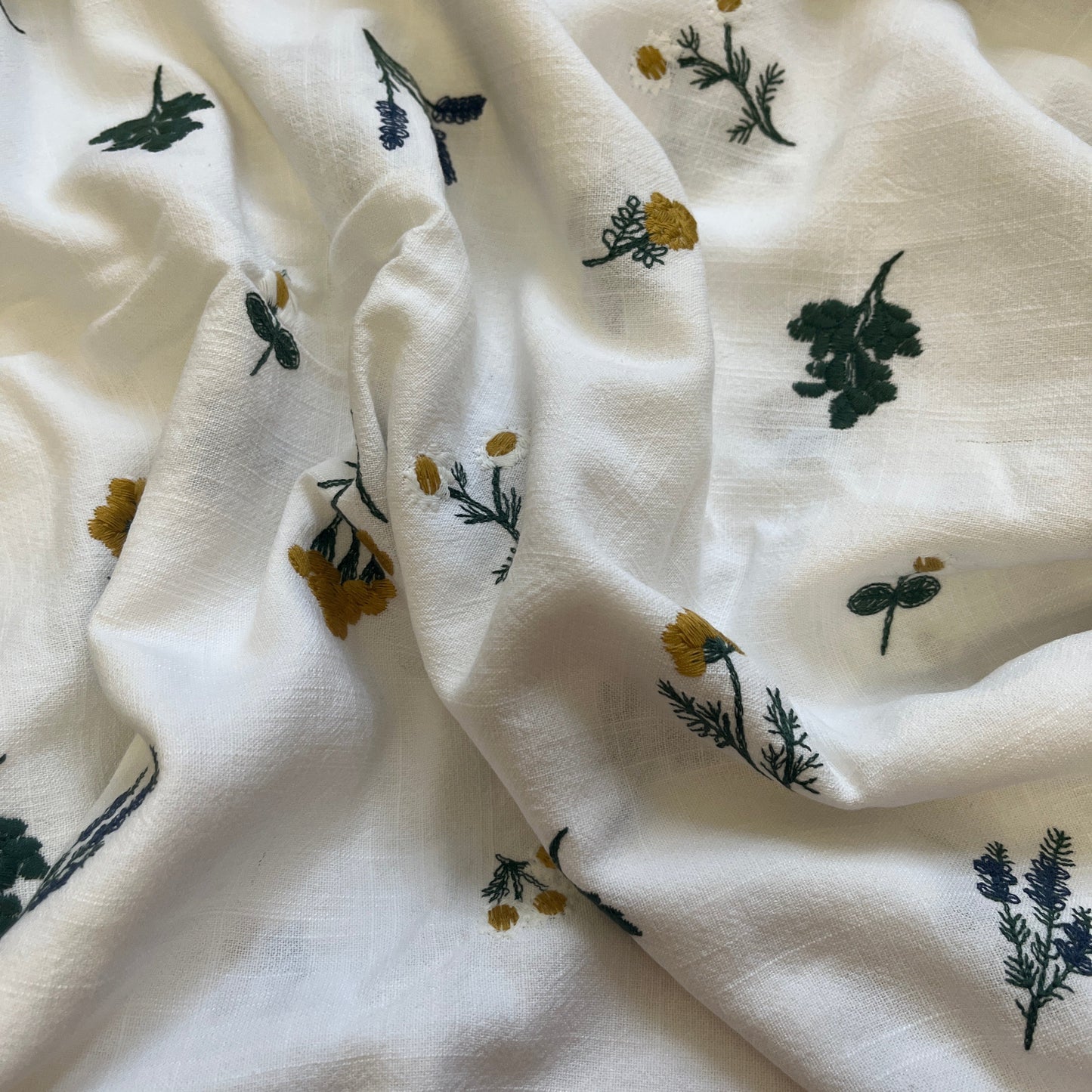 White Embroidered Fabric (Thick fabric)